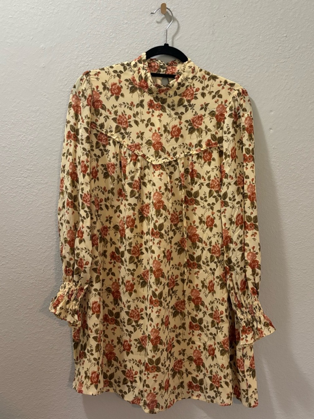 Reformation Floral Cream Red Long Sleeve Boho Mini Dress Size Medium